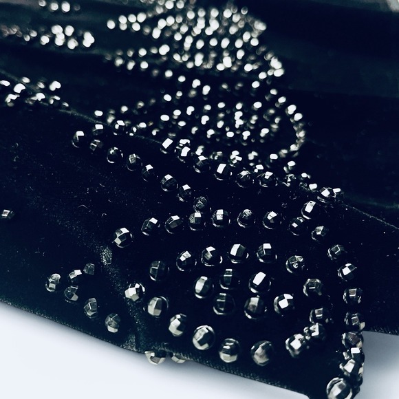 S.L. Fashions Womens Dress 12 Beaded Midi Black Velvet V Neck Cap Sleeve Stretch - Picture 4 of 13